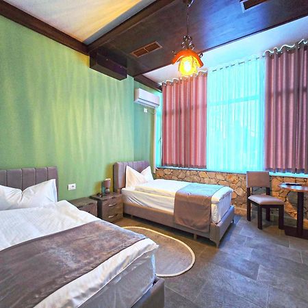 Pamja E Qyteteve Hotell Krujë Exteriör bild