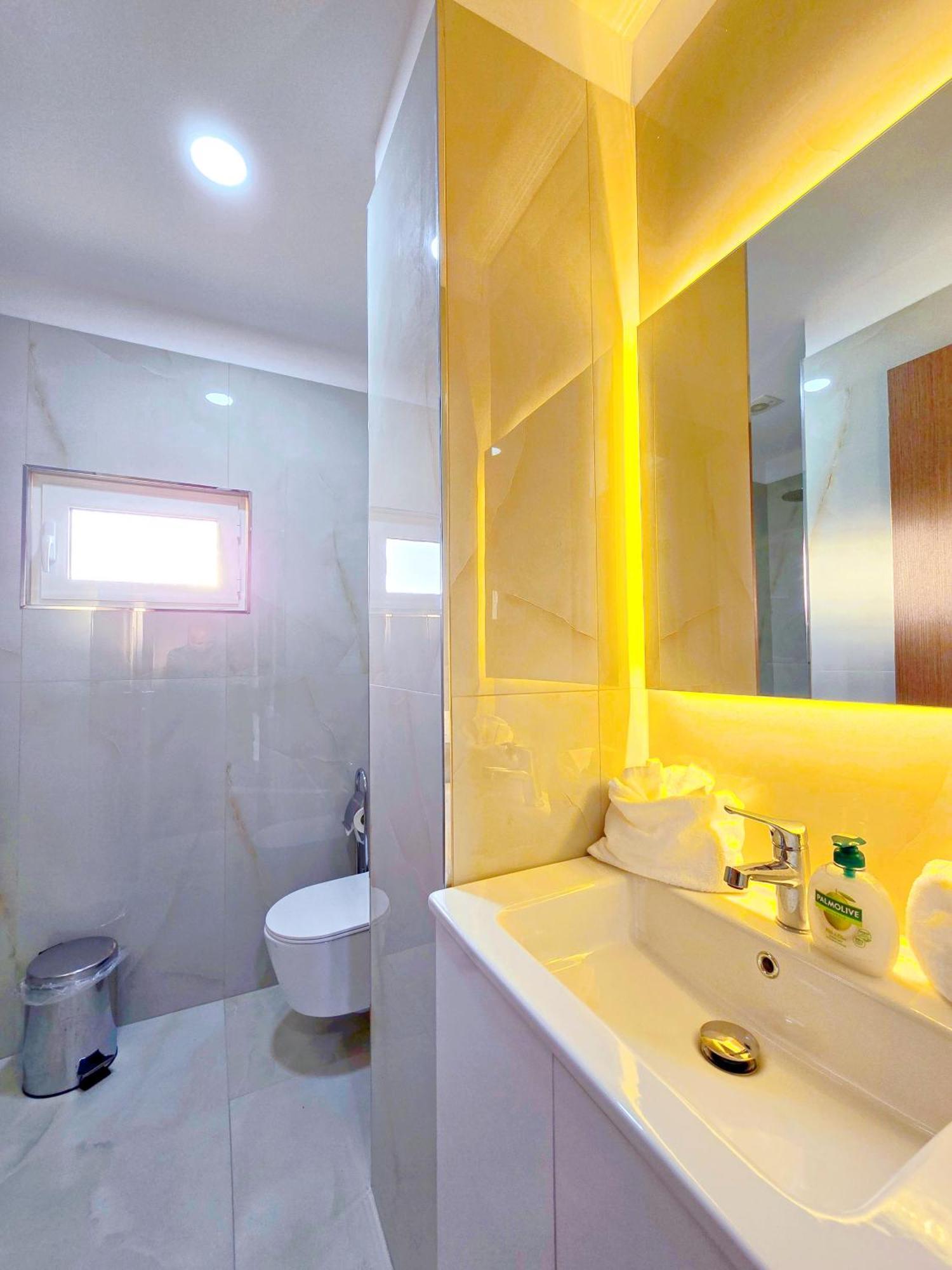 Pamja E Qyteteve Hotell Krujë Exteriör bild