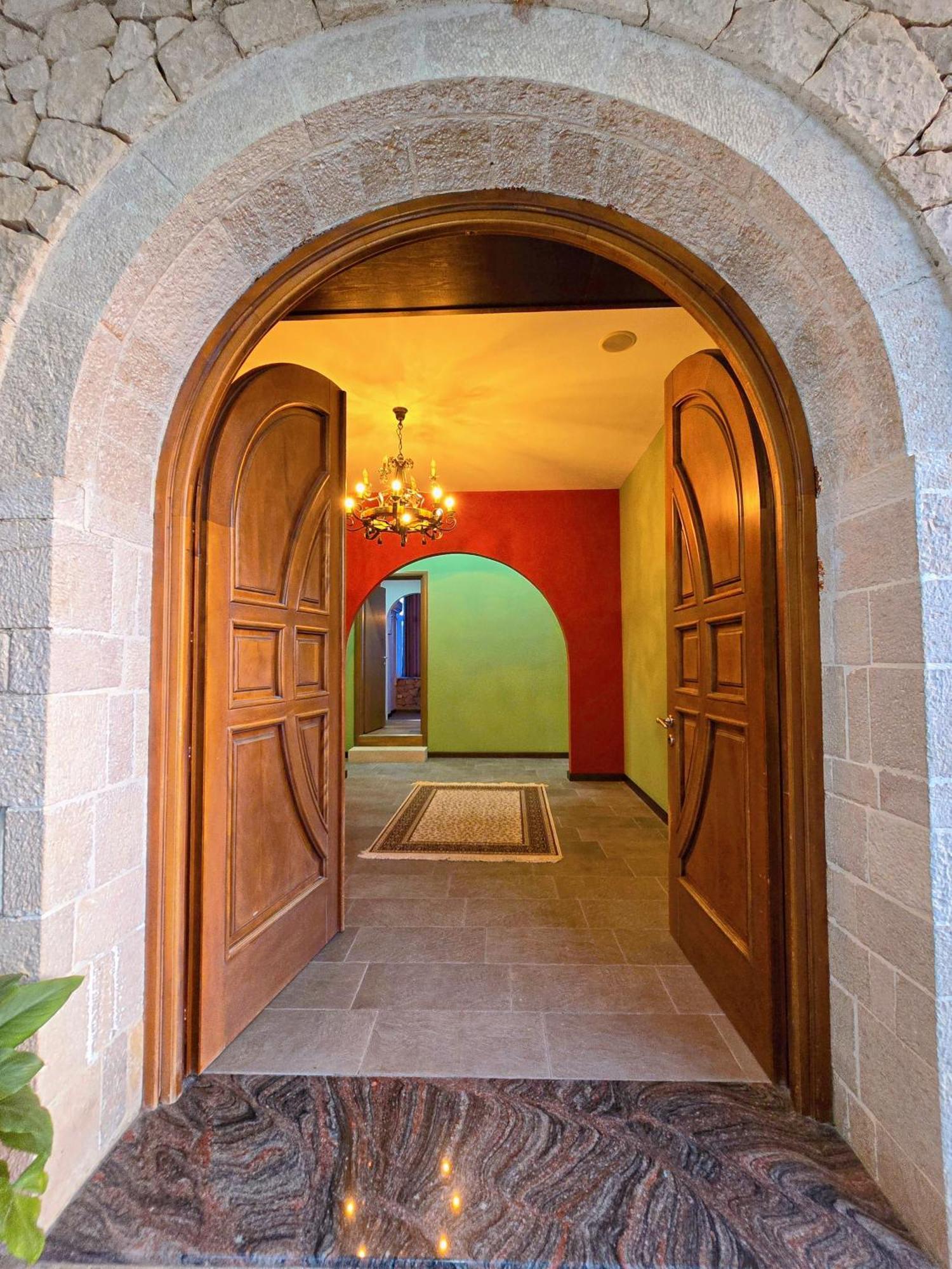 Pamja E Qyteteve Hotell Krujë Exteriör bild