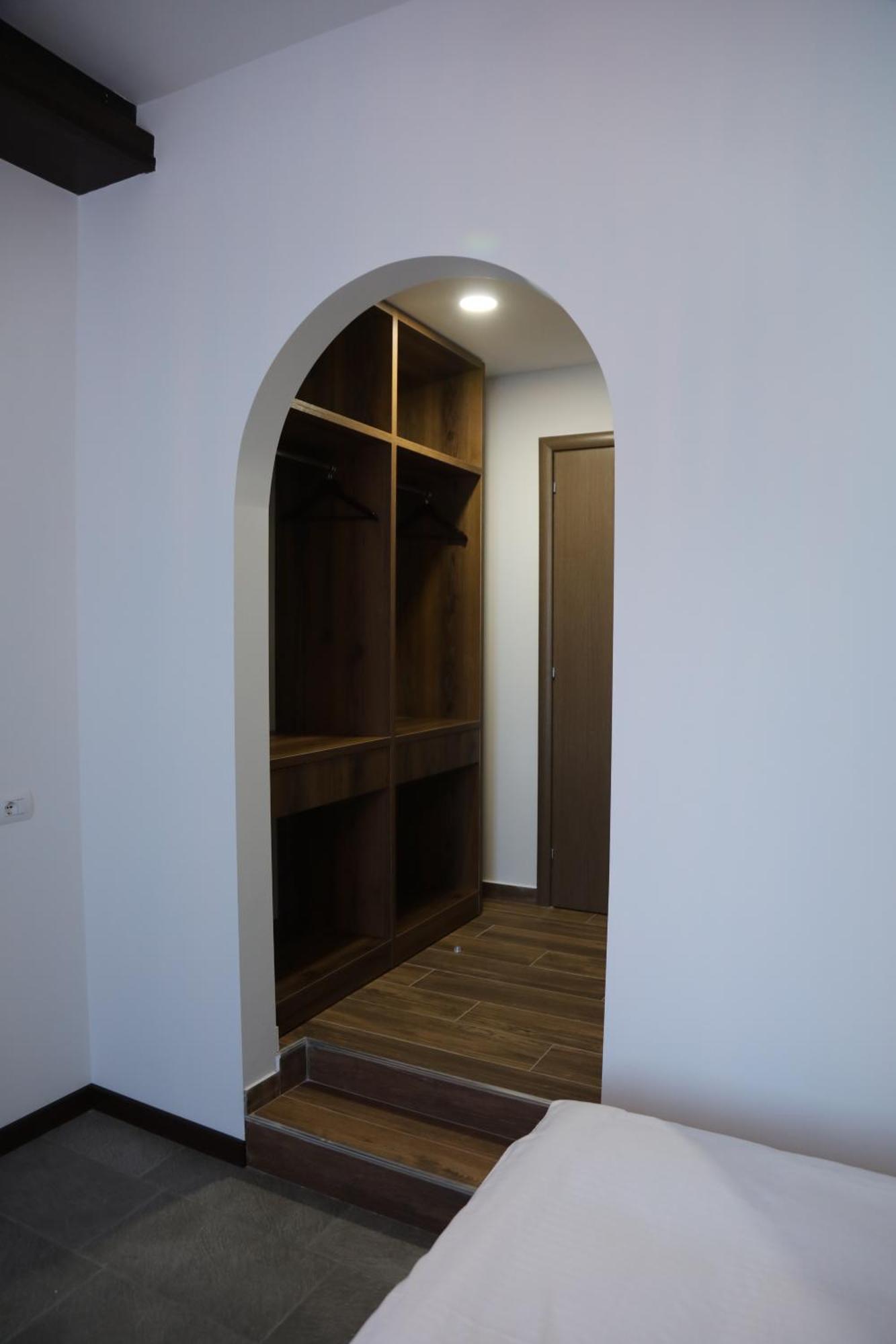 Pamja E Qyteteve Hotell Krujë Exteriör bild
