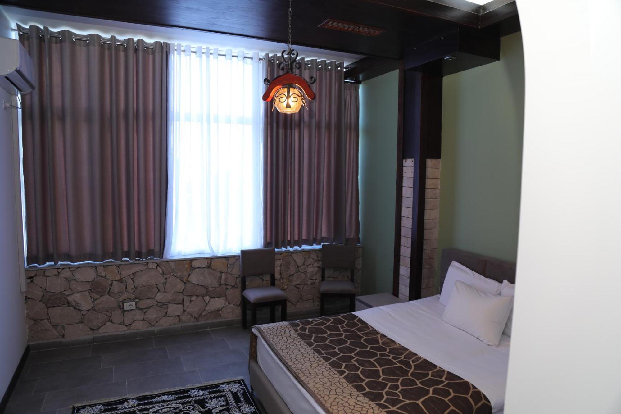 Pamja E Qyteteve Hotell Krujë Exteriör bild
