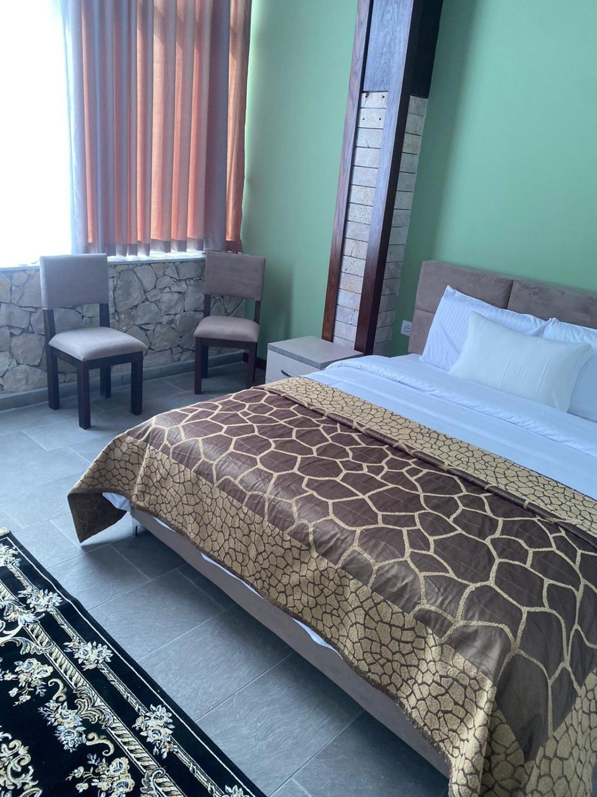 Pamja E Qyteteve Hotell Krujë Exteriör bild